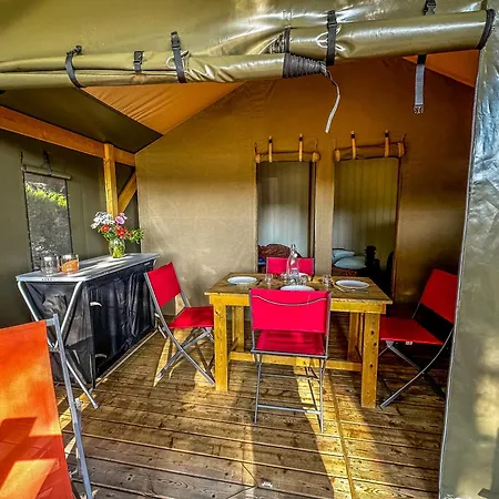 Camping Le Lagon Bleu * Notre-Dame-de-Monts