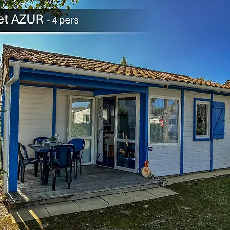 Camping Le Lagon Bleu *