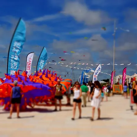 Hotel Camping Le Lagon Bleu *