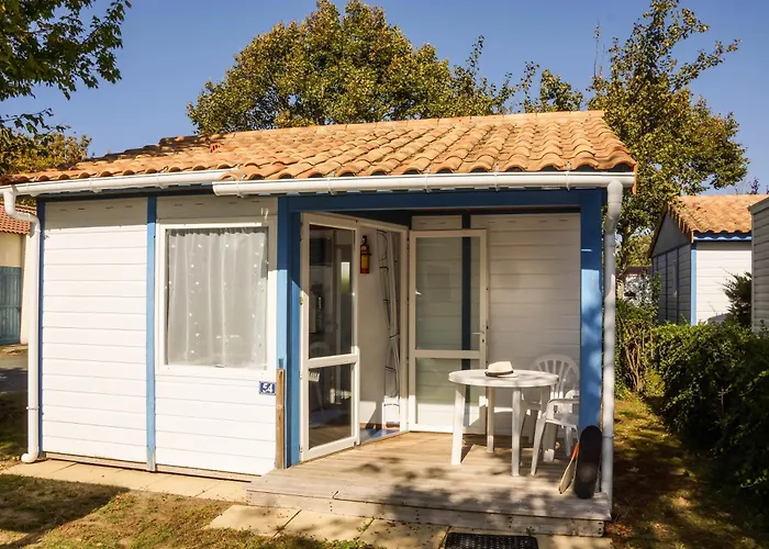 Szálloda Camping Le Lagon Bleu *