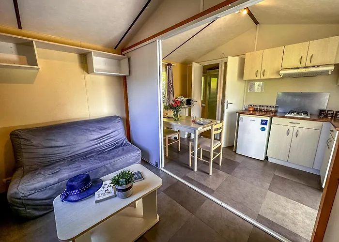 Camping Le Lagon Bleu * Notre-Dame-de-Monts