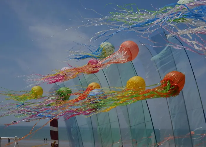 Camping Le Lagon Bleu *