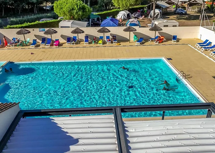 Camping Le Lagon Bleu Szálloda *