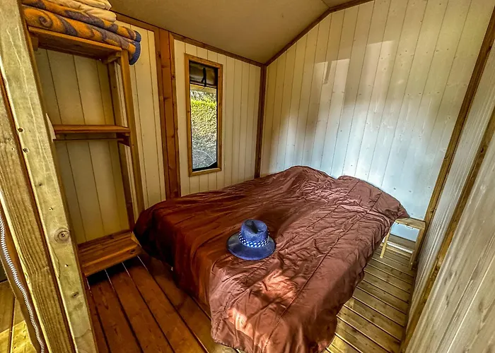 Camping Le Lagon Bleu Szálloda Notre-Dame-de-Monts