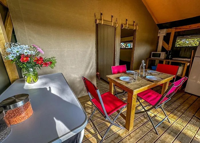 Camping Le Lagon Bleu Szálloda