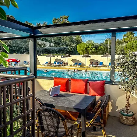 Camping Le Lagon Bleu