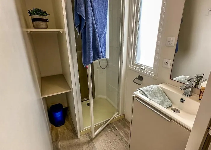 Camping Le Lagon Bleu Hotel Notre-Dame-de-Monts