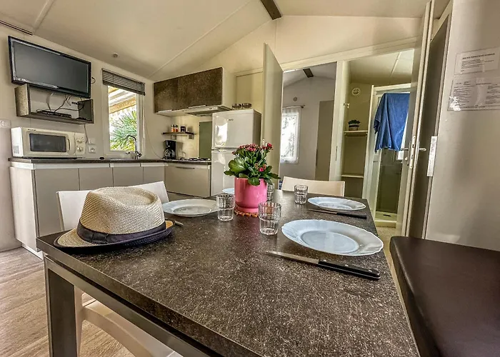 Hotel Camping Le Lagon Bleu