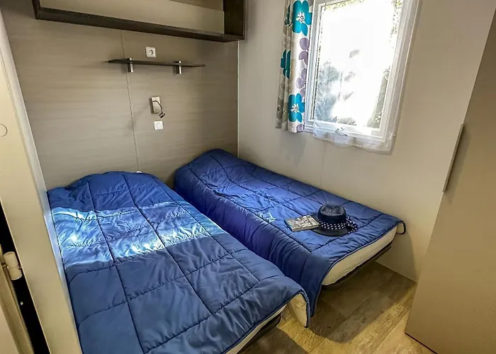 Hotel Camping Le Lagon Bleu Notre-Dame-de-Monts